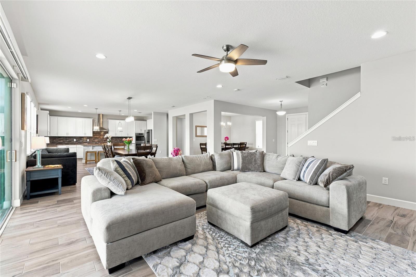 7697 ROMA DUNE DR