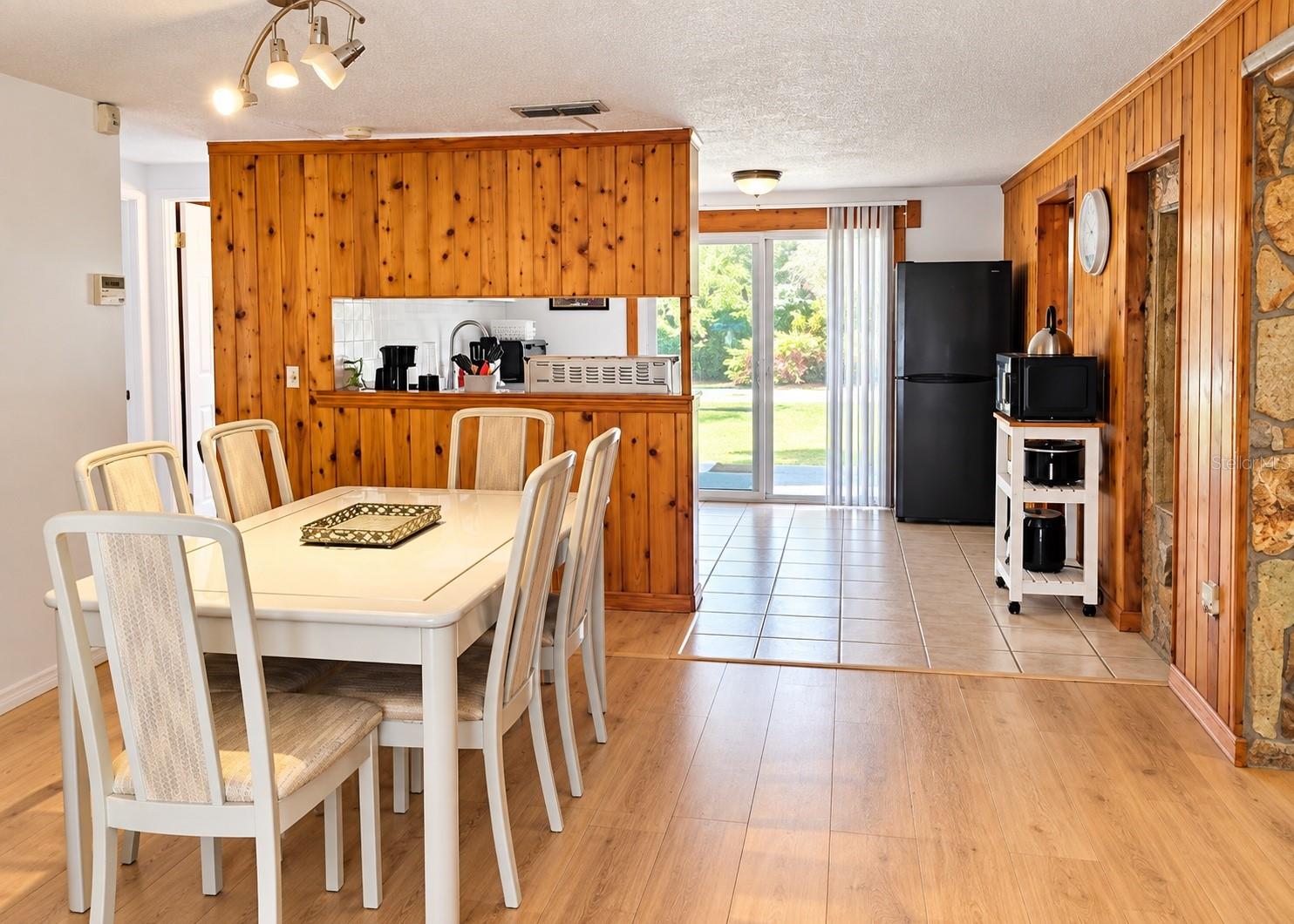 14709 FAIR OAK WAY