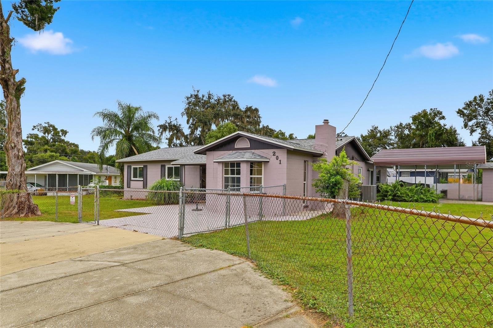 201 E WHEELER RD