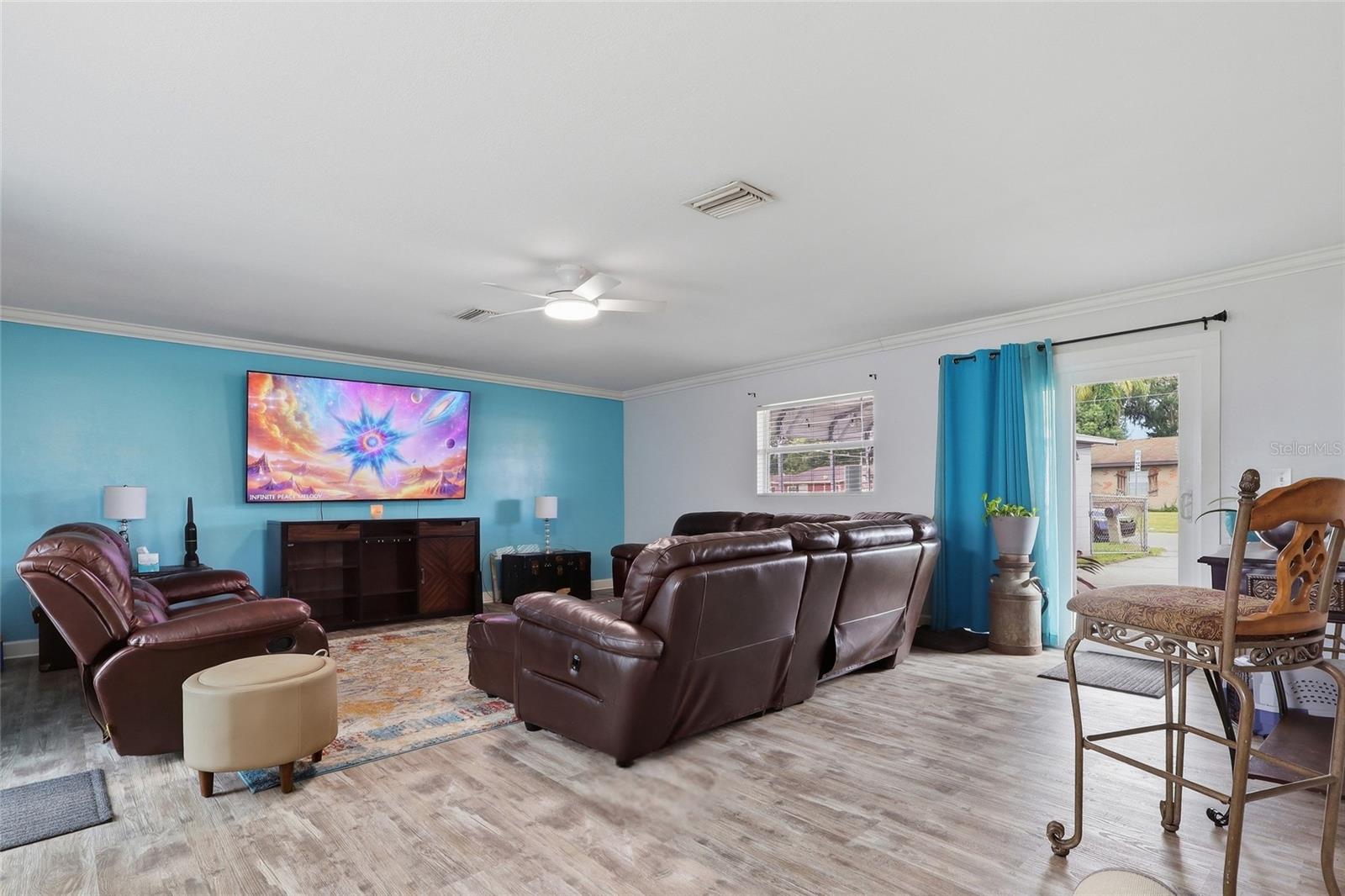 201 E WHEELER RD