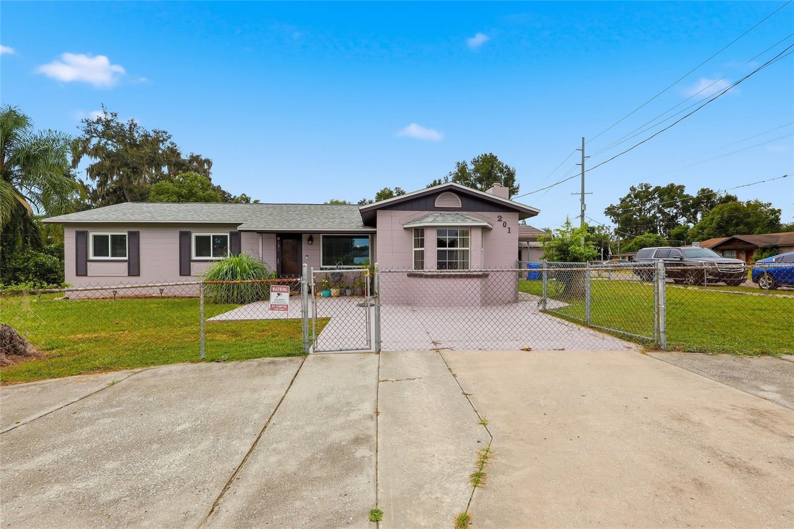 201 E WHEELER RD