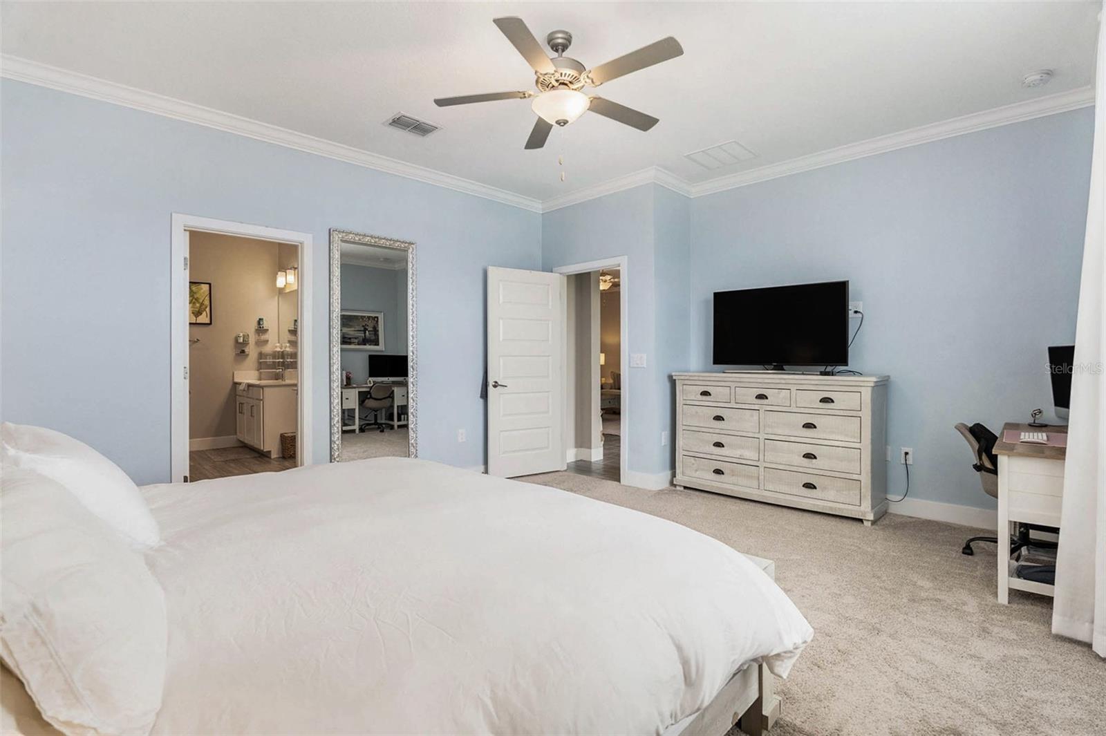 9854 RED BAY LOOP