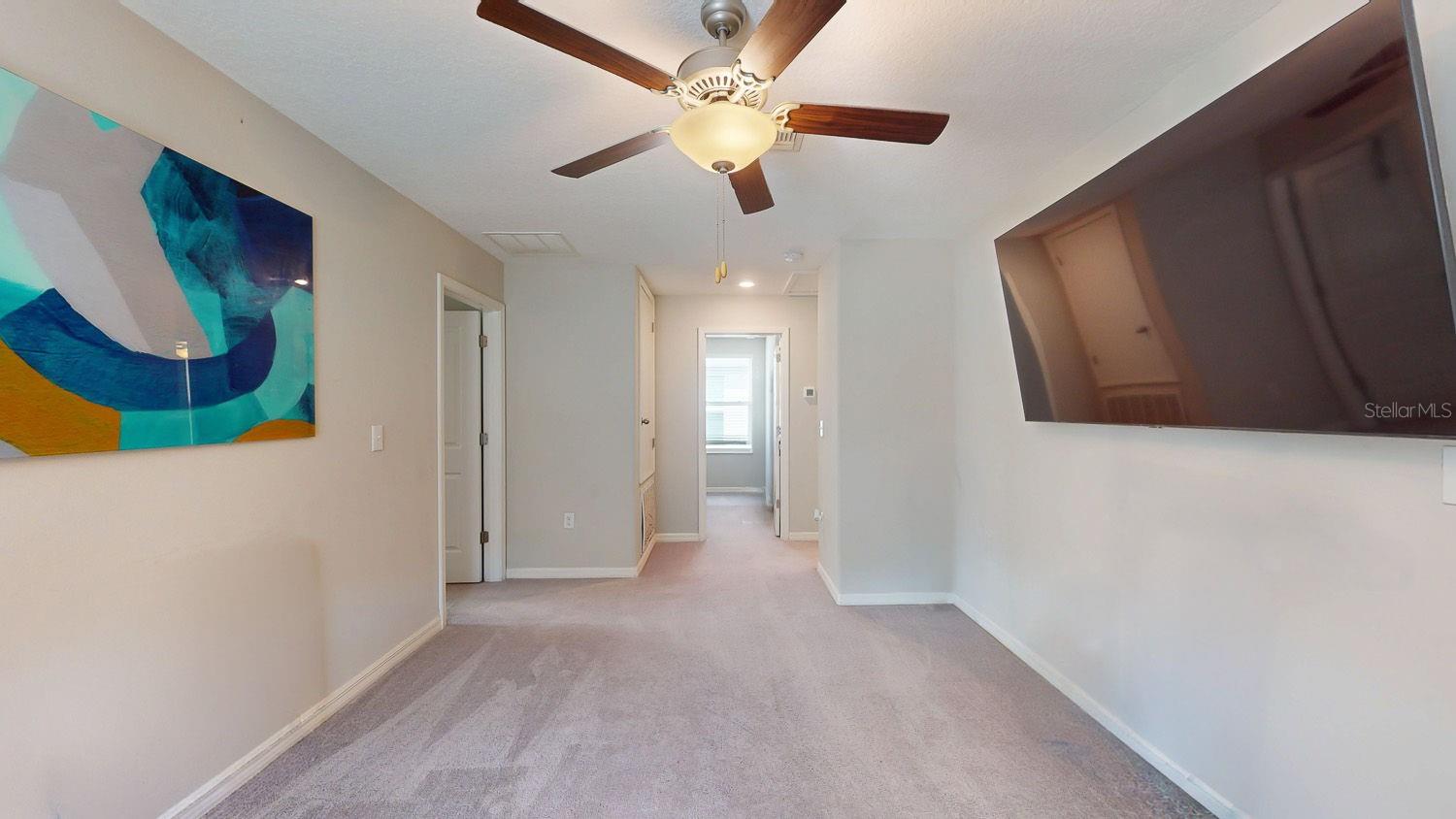 10211 WHITE LINEN AVE