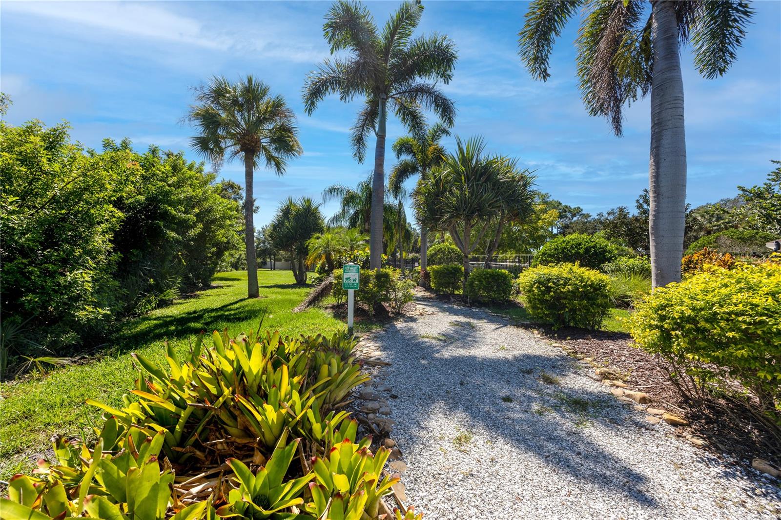 6229 BAYSIDE KEY DR