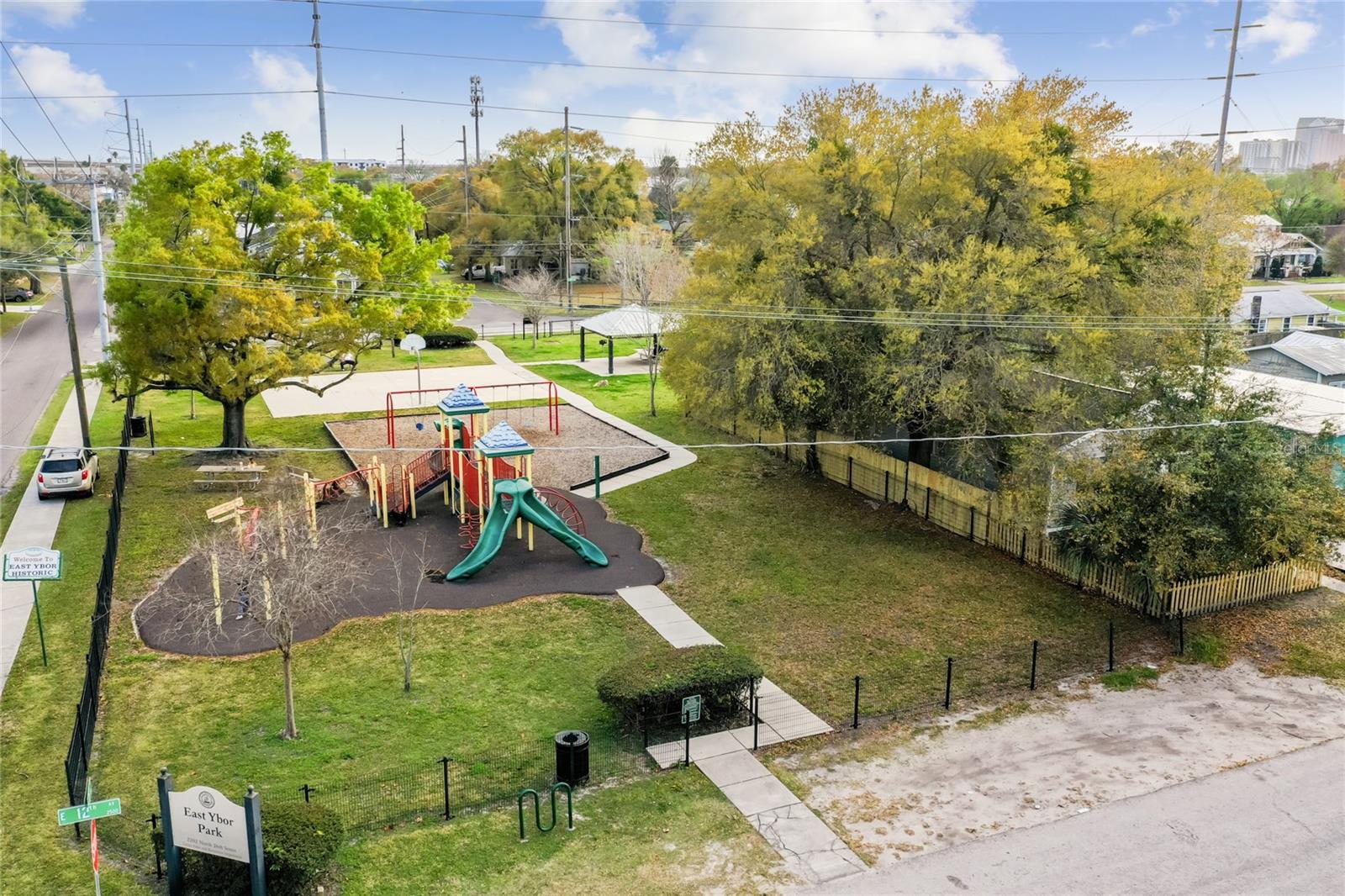 2509 E 12TH AVE