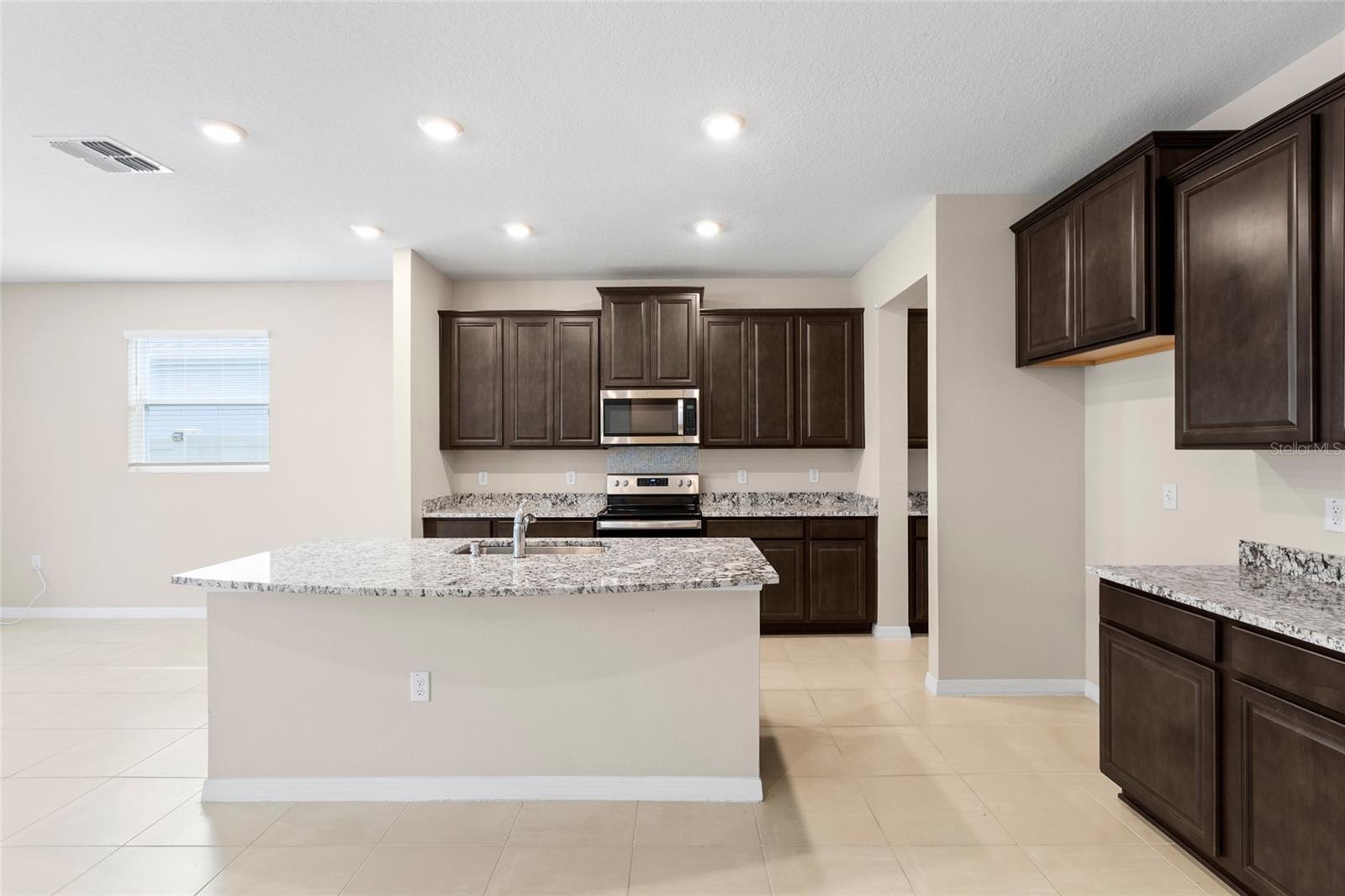 13071 BROOKSIDE MOSS DR