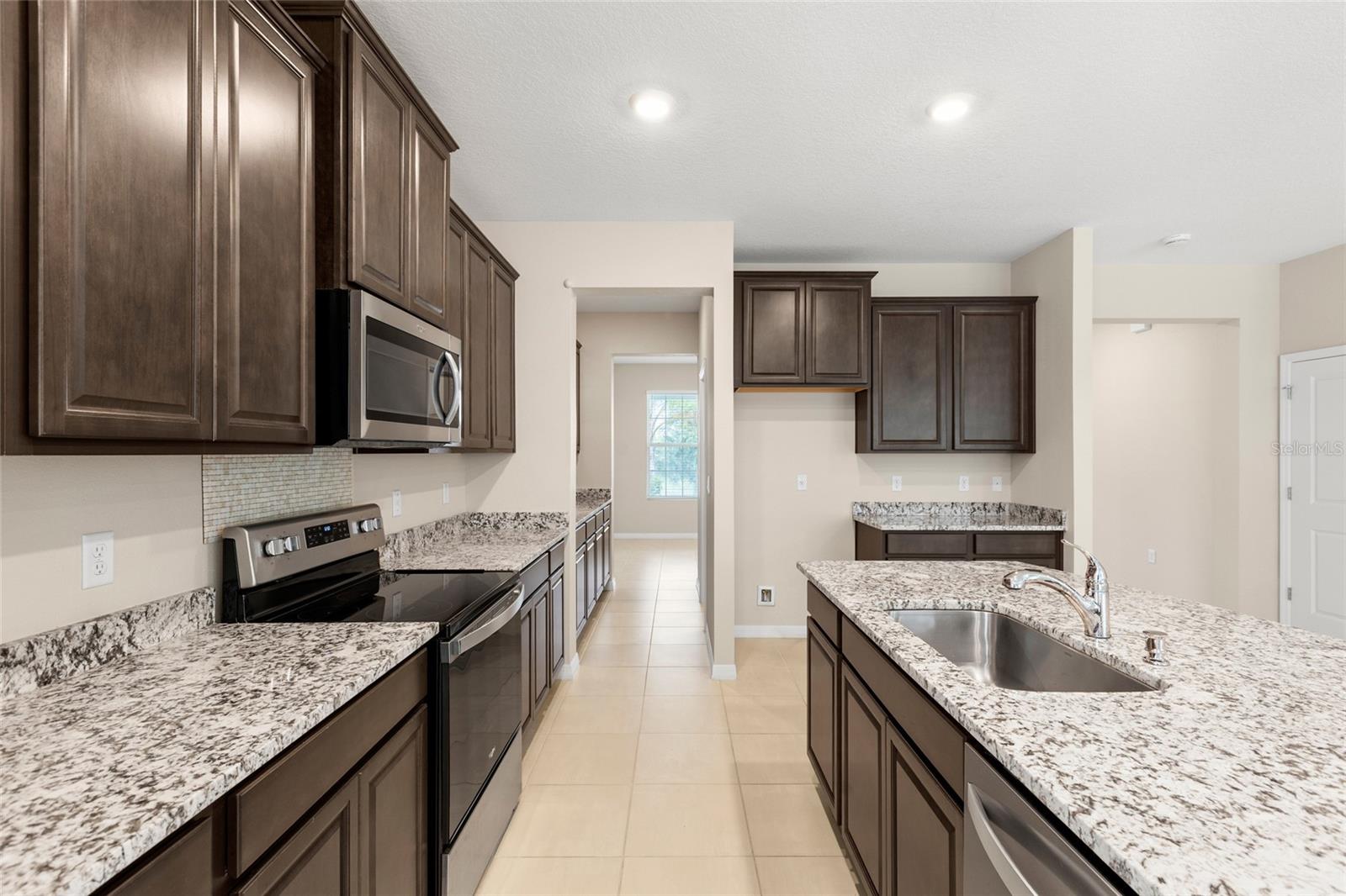 13071 BROOKSIDE MOSS DR