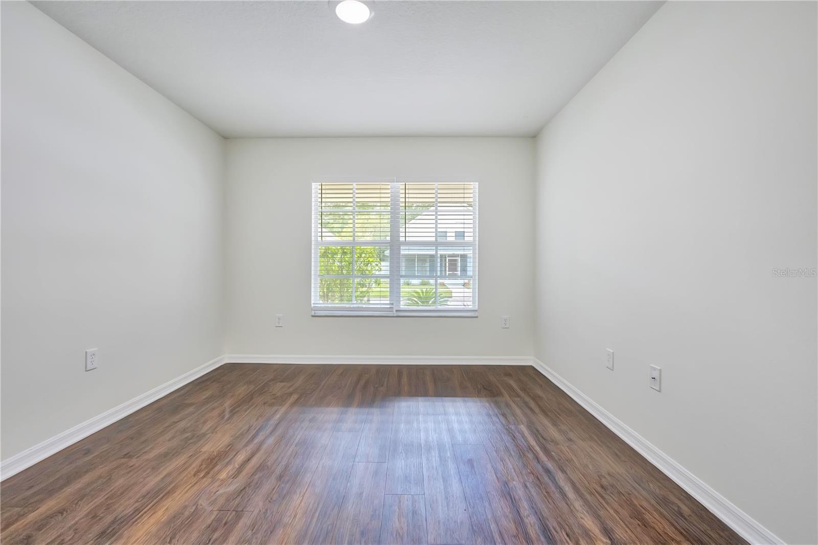 10332 SUMMERVIEW CIR