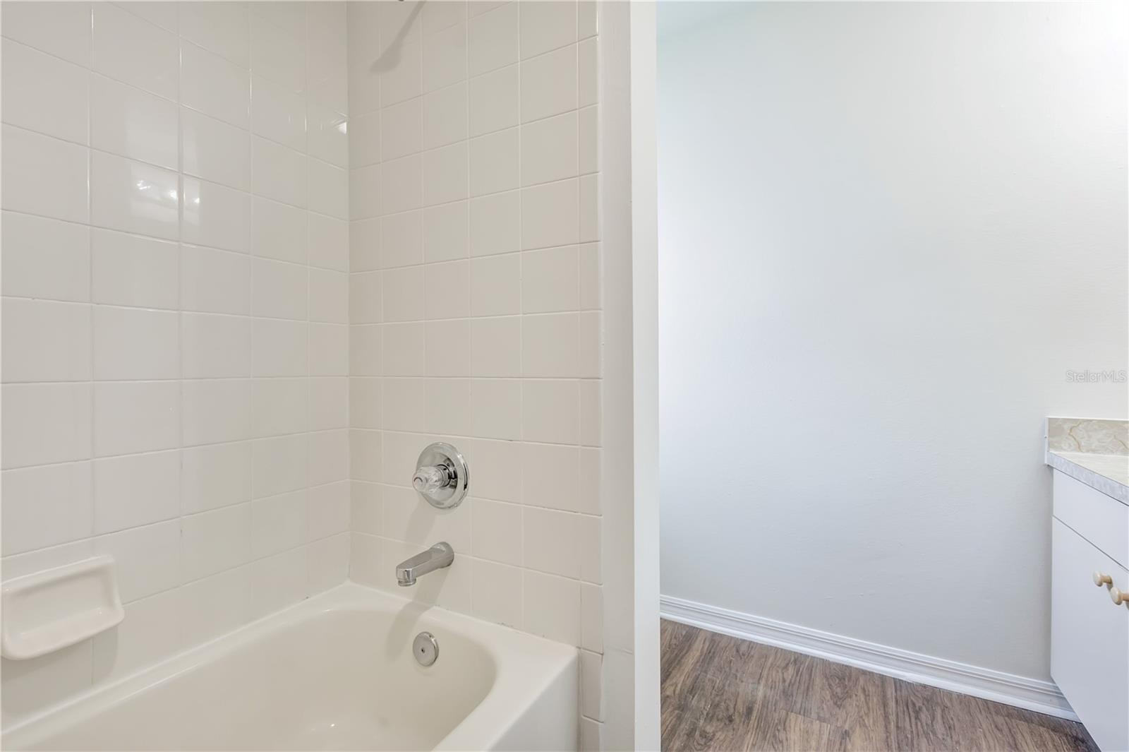 10332 SUMMERVIEW CIR