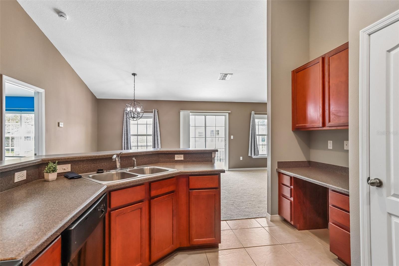 7703 RED MILL CIR