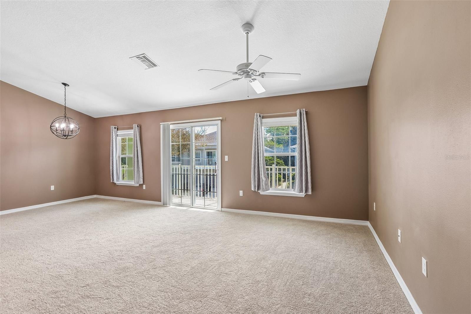 7703 RED MILL CIR