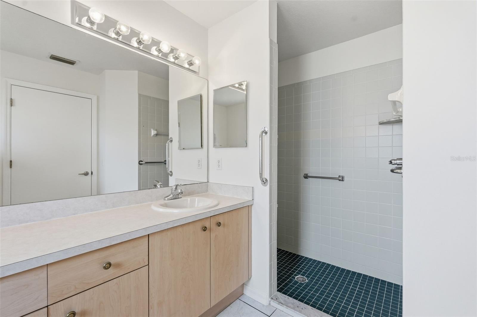 1444 CANBERLEY CT