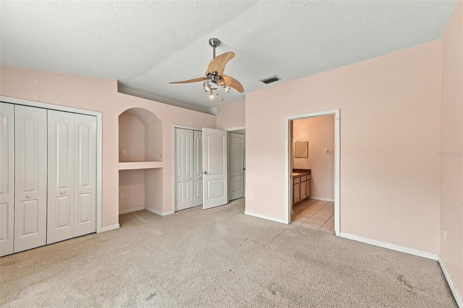 3463 HIGH HAMPTON CIR