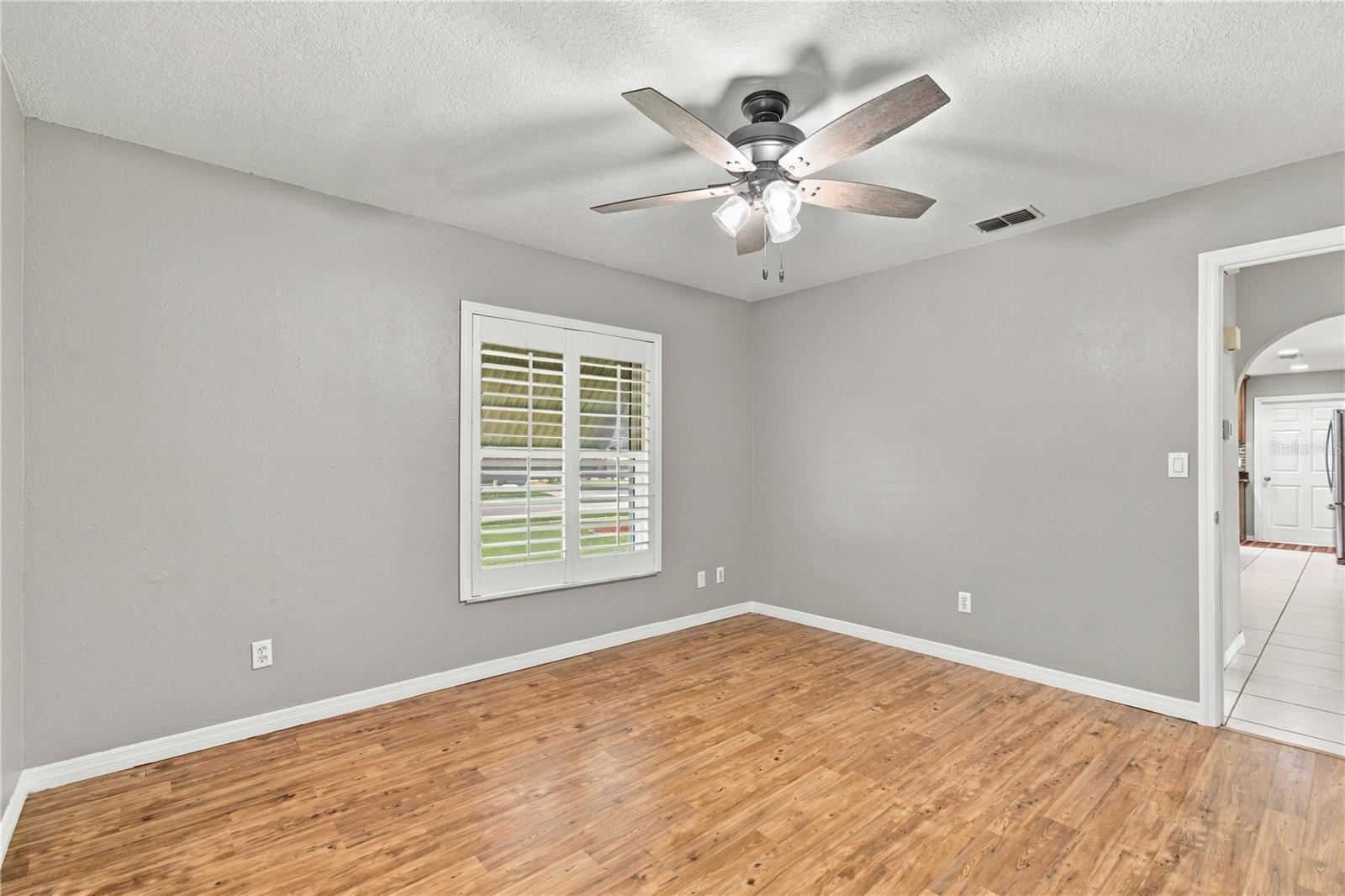 8410 ANGELA CT