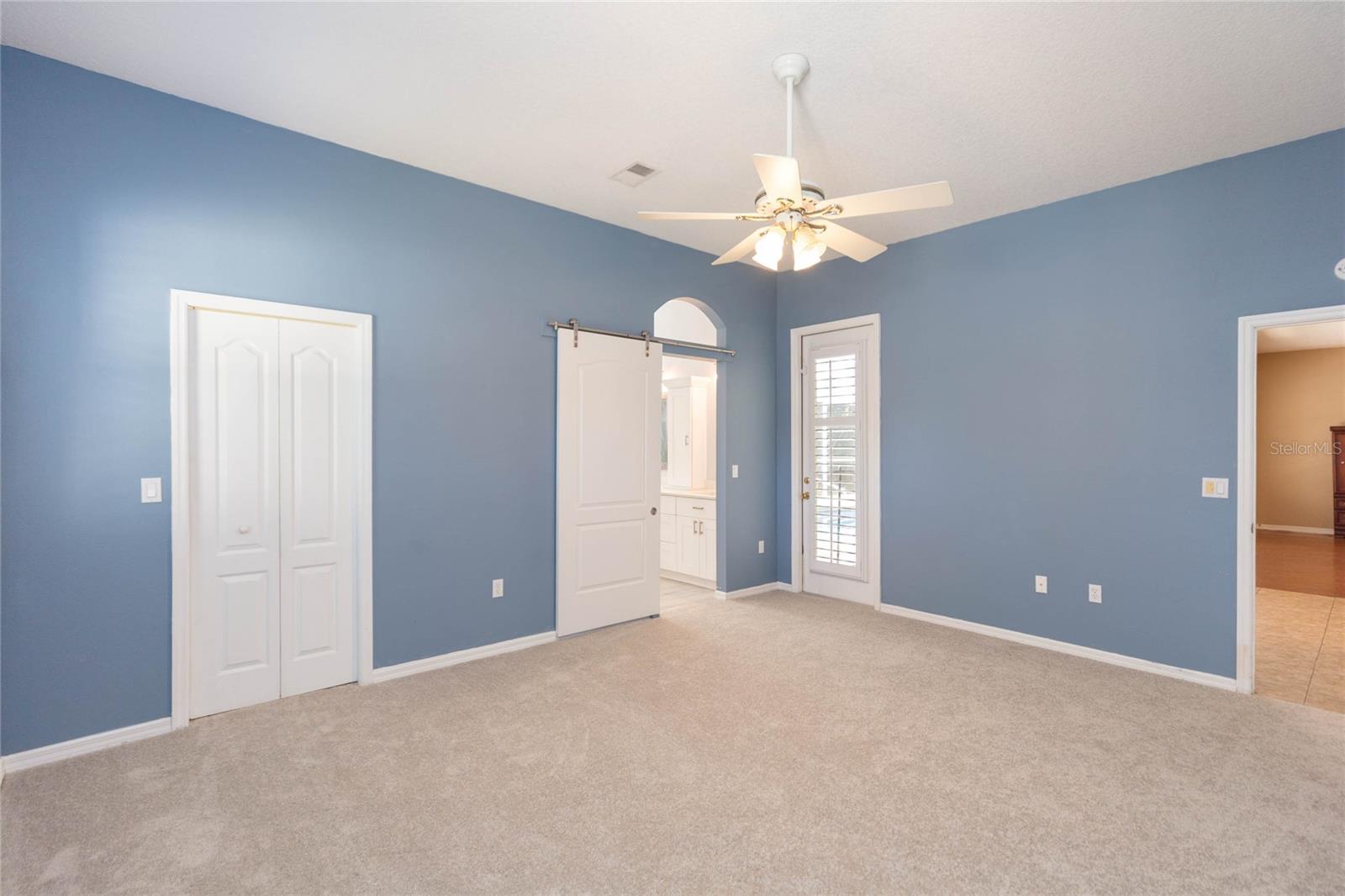 11730 LAKEVIEW DR