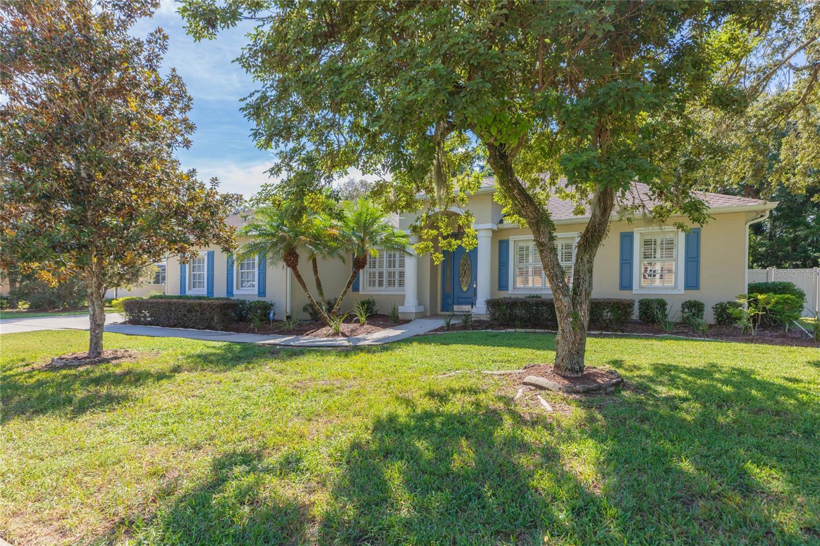 11730 LAKEVIEW DR
