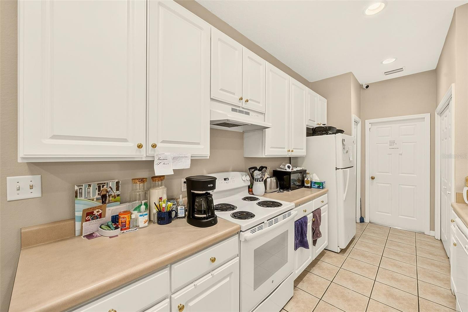 8634 ALEXANDRA ARBOR LN