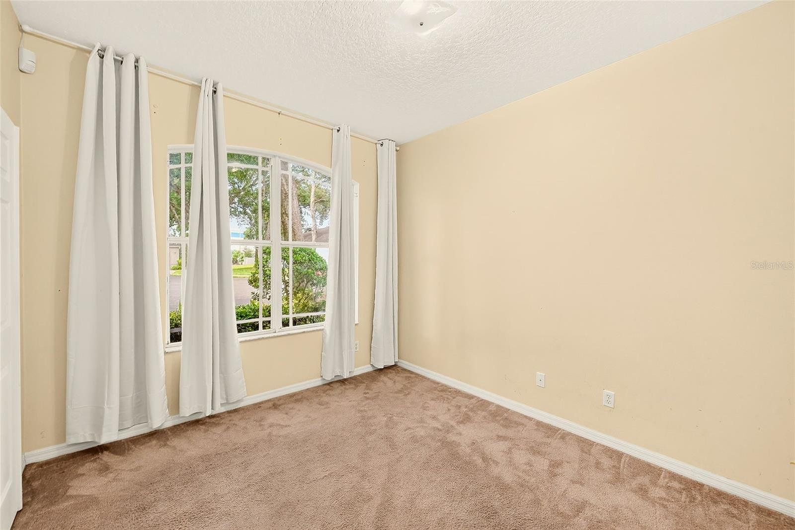 8634 ALEXANDRA ARBOR LN