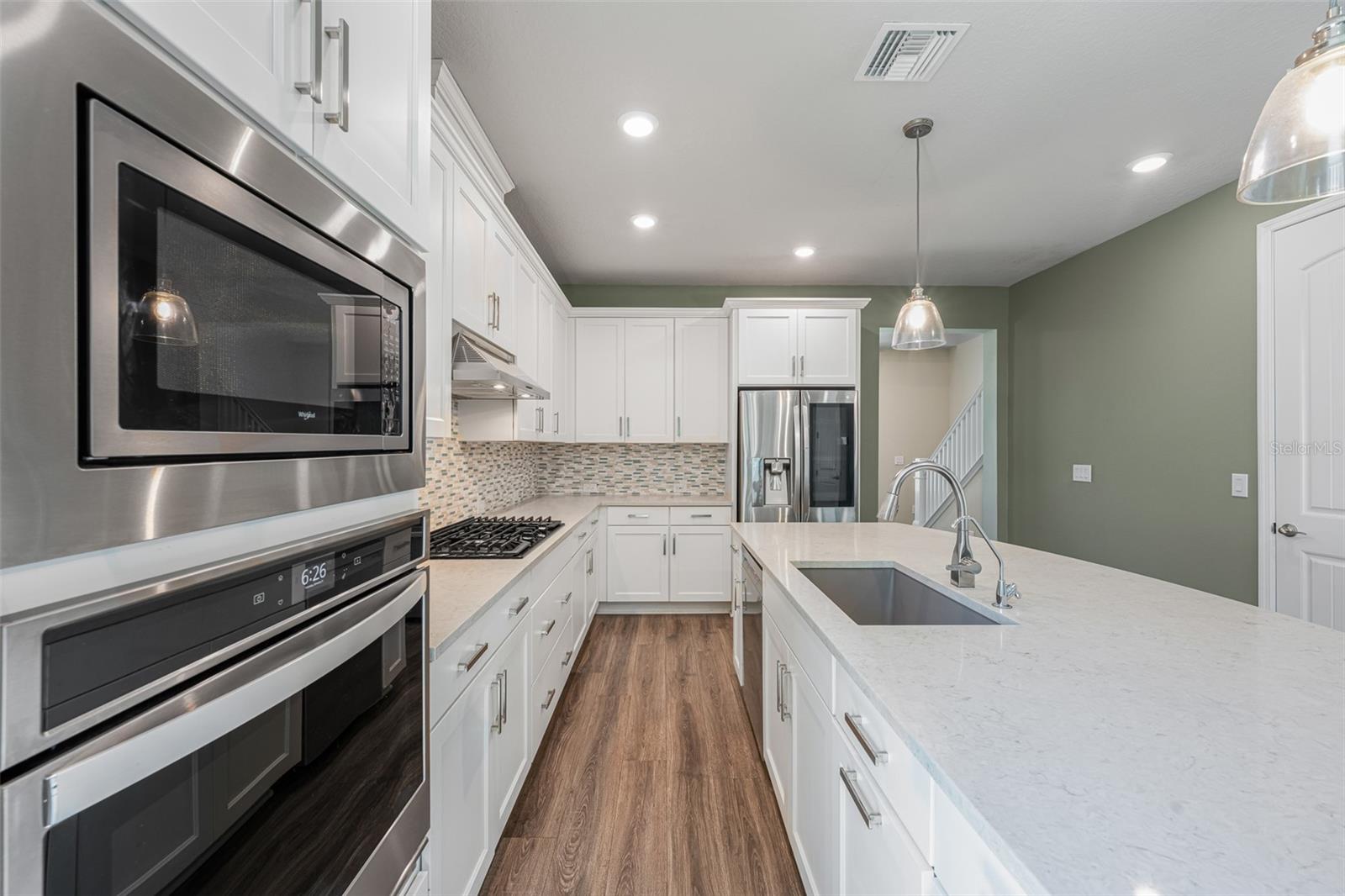 204 S ALBANY AVE #2