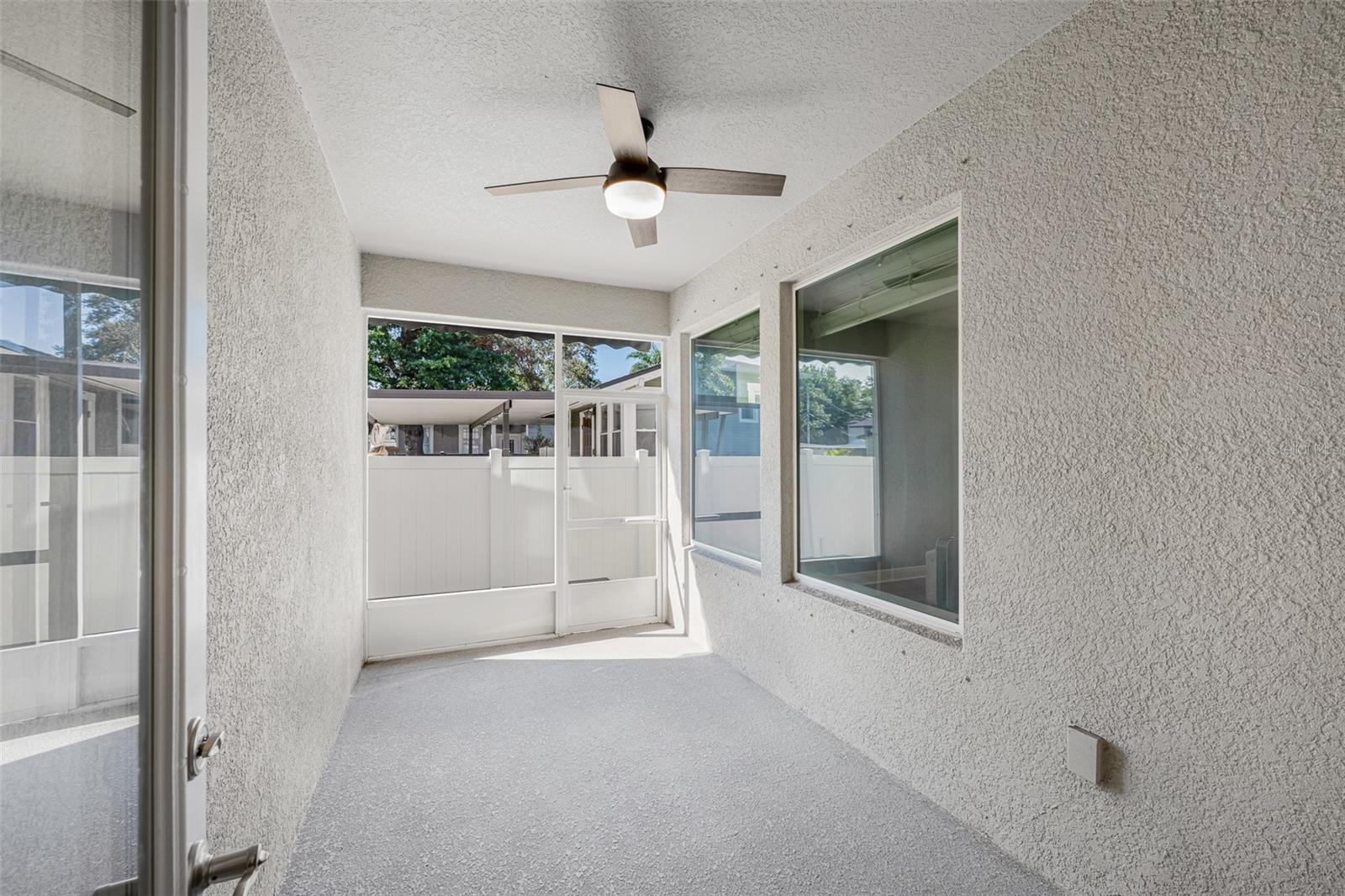 204 S ALBANY AVE #2
