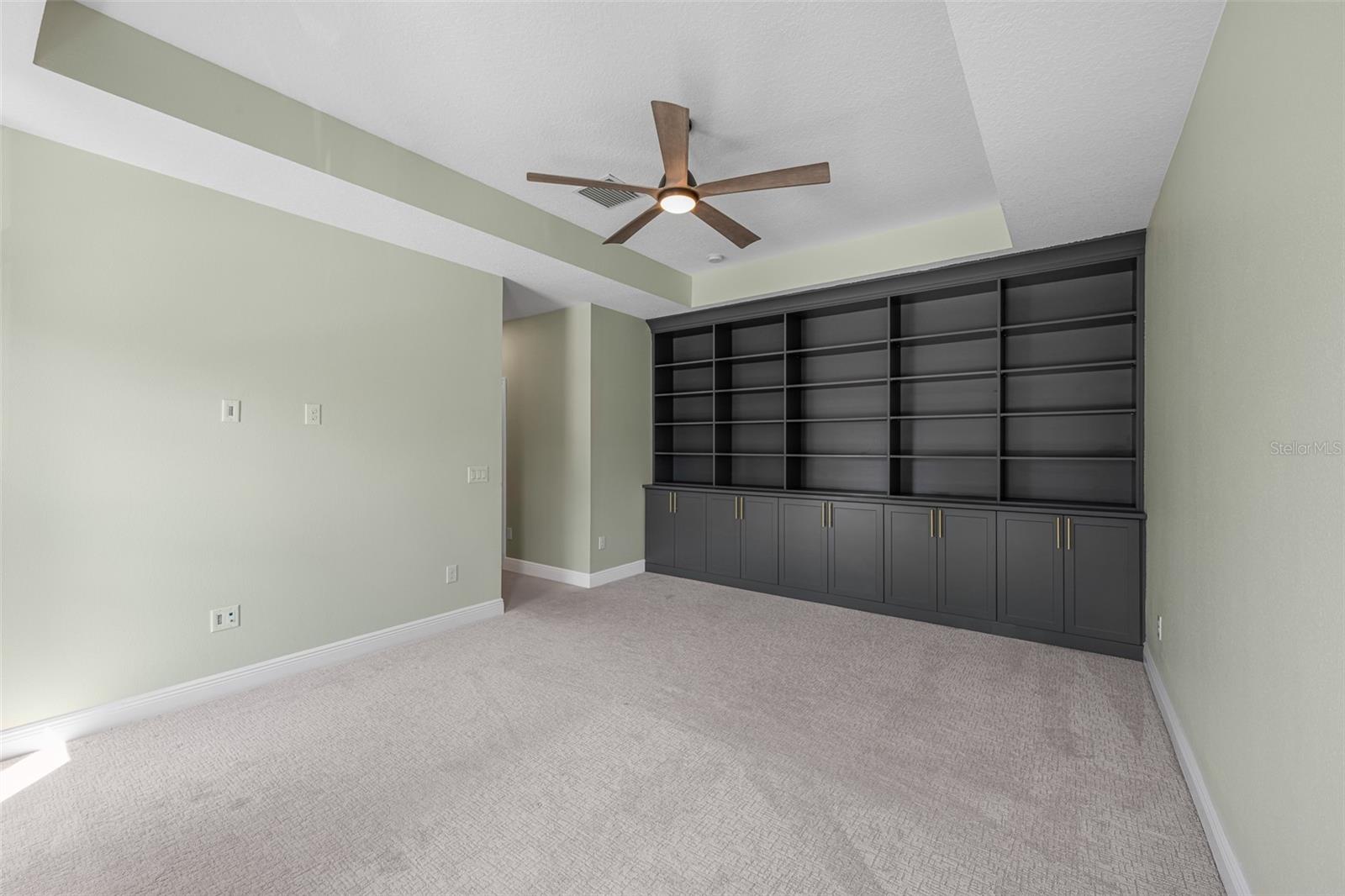 204 S ALBANY AVE #2