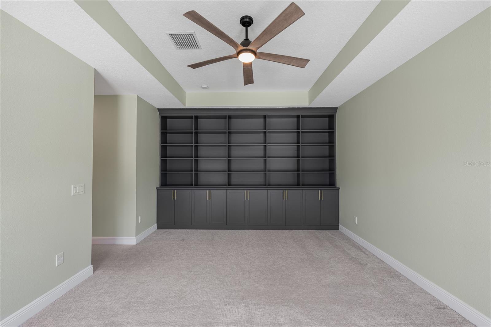 204 S ALBANY AVE #2