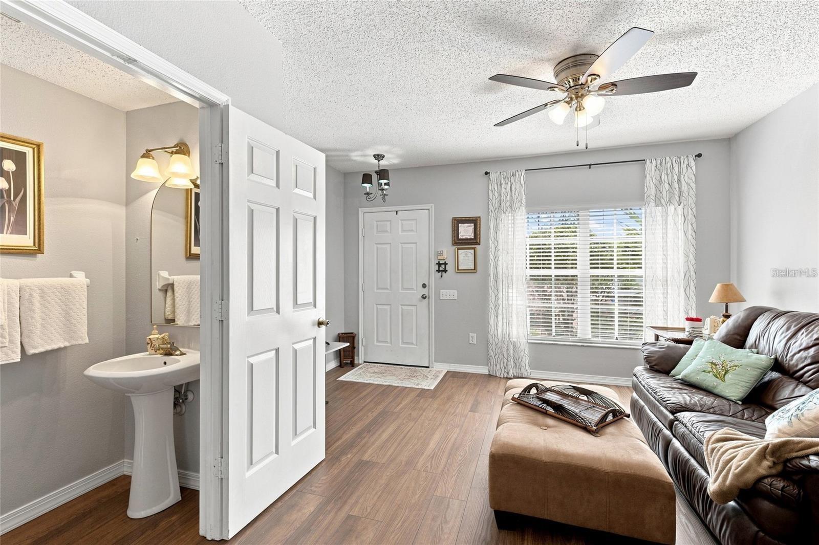 1339 COSTA MESA DR