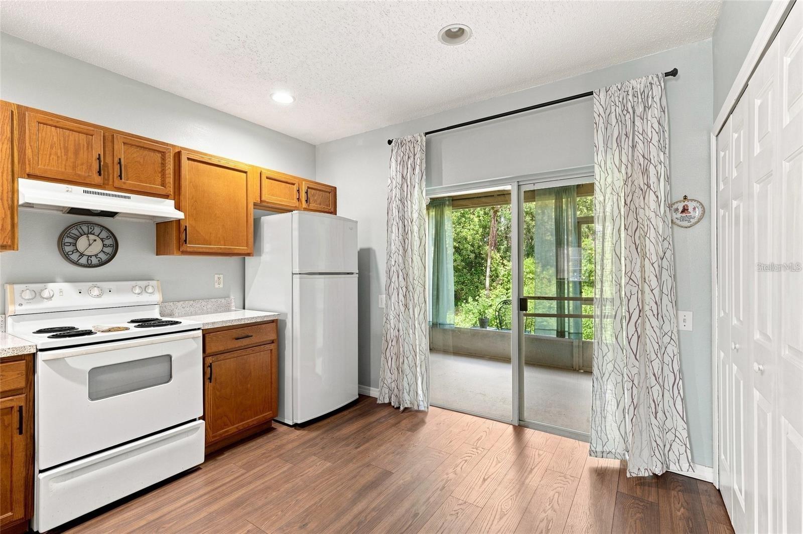 1339 COSTA MESA DR
