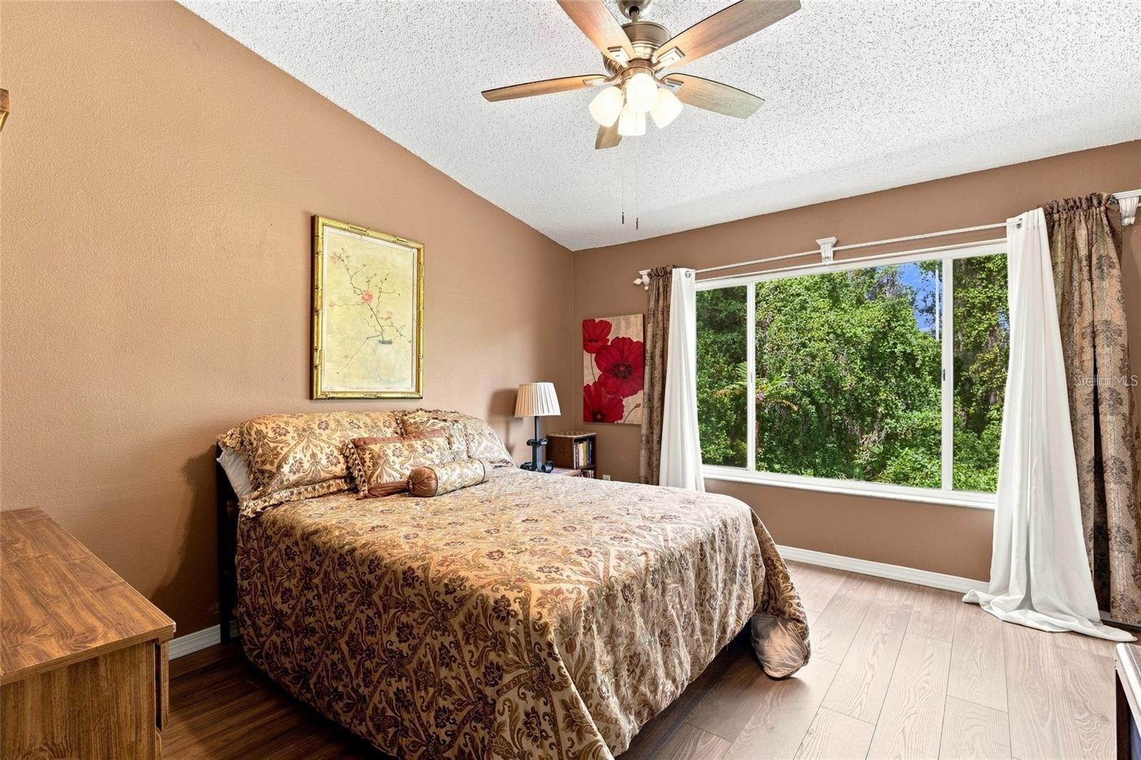 1339 COSTA MESA DR