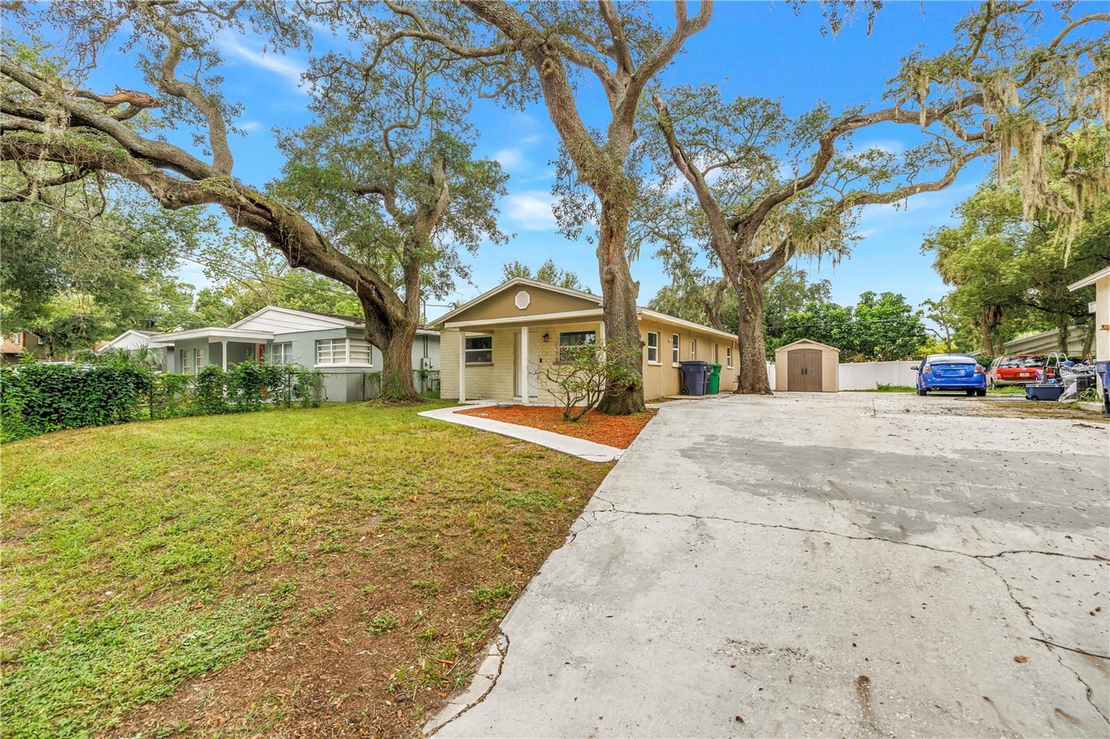 1306 E NEW ORLEANS AVE