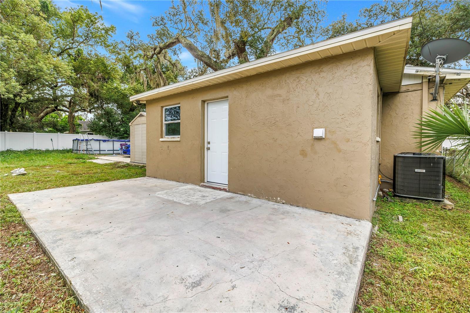 1306 E NEW ORLEANS AVE