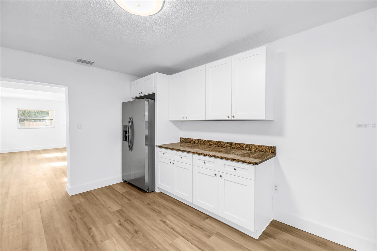 1306 E NEW ORLEANS AVE
