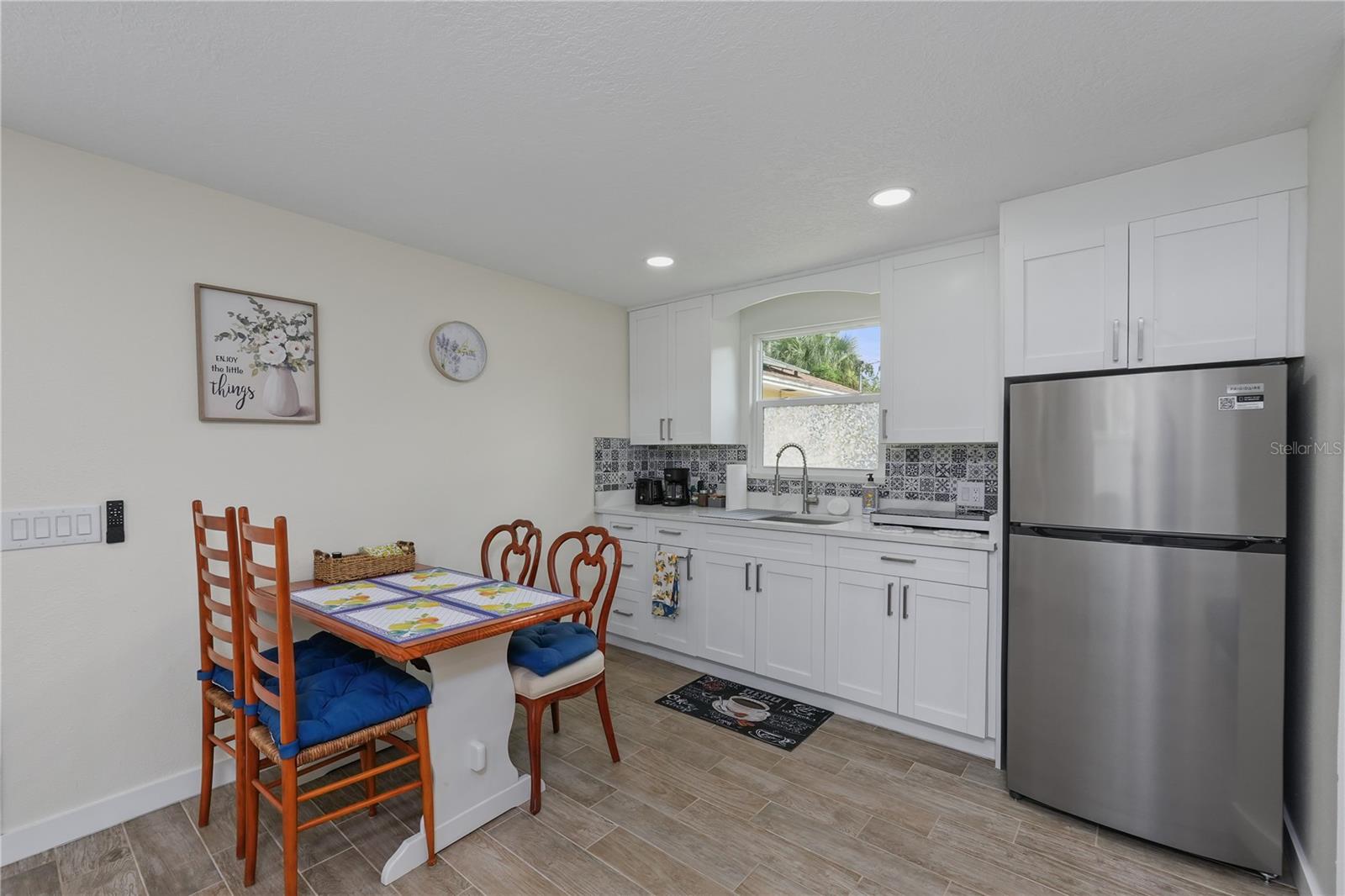 3408 W SAN LUIS ST