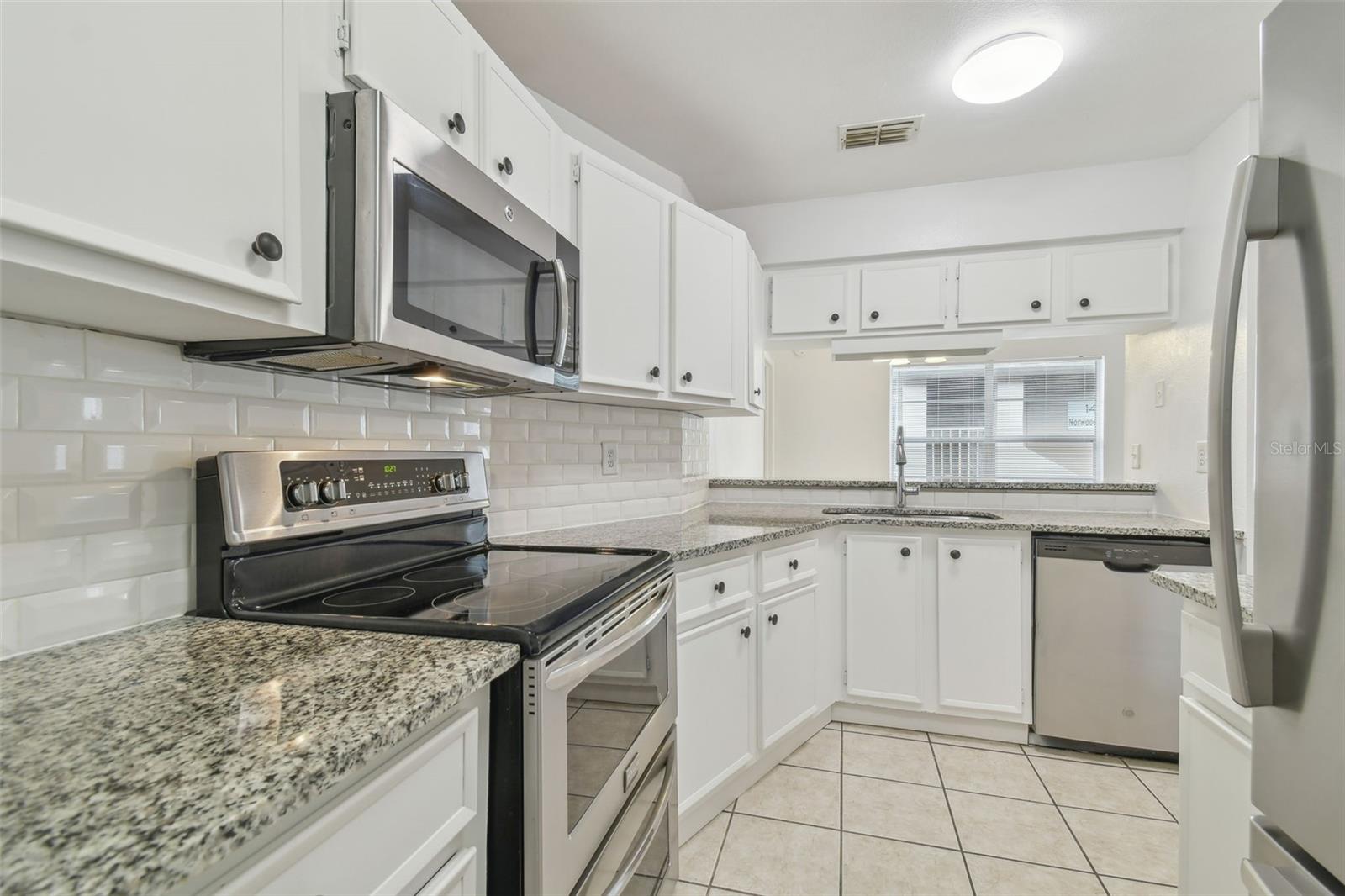 3964 DREAM OAK PL #201
