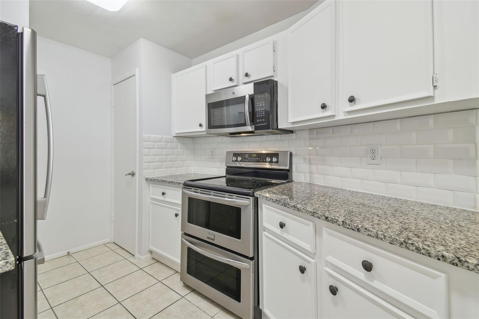 3964 DREAM OAK PL #201