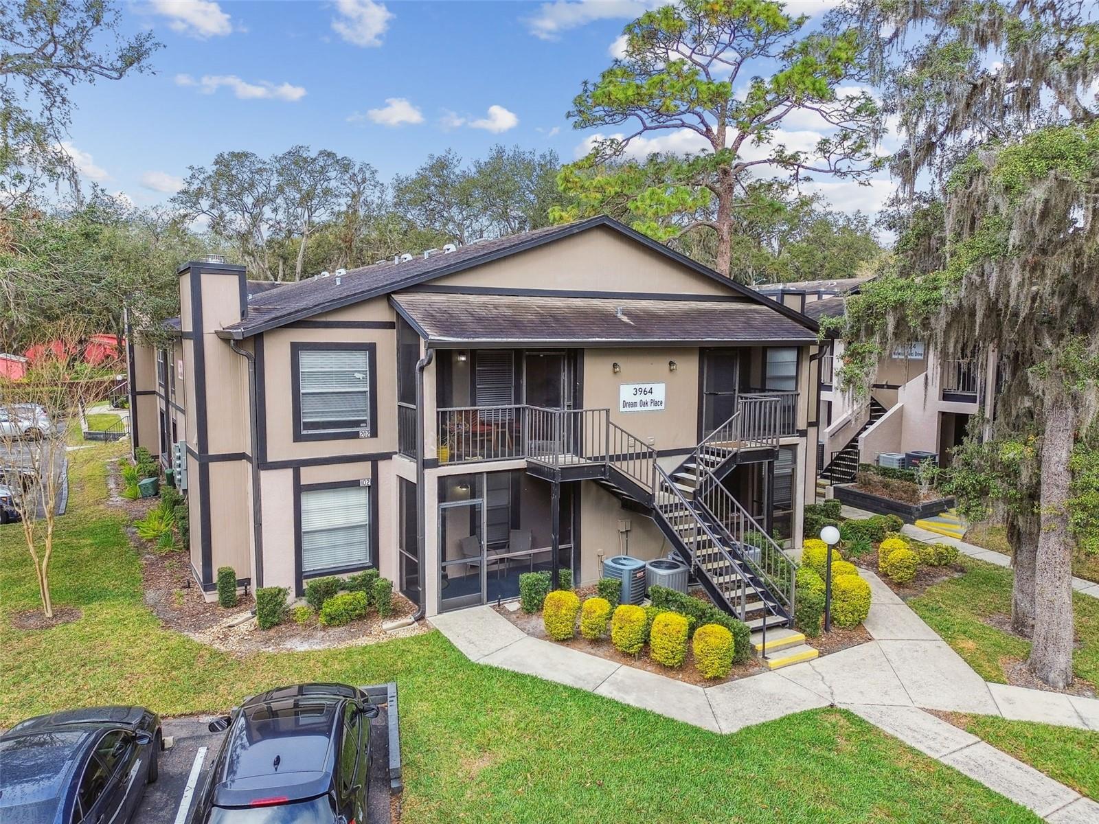 3964 DREAM OAK PL #201
