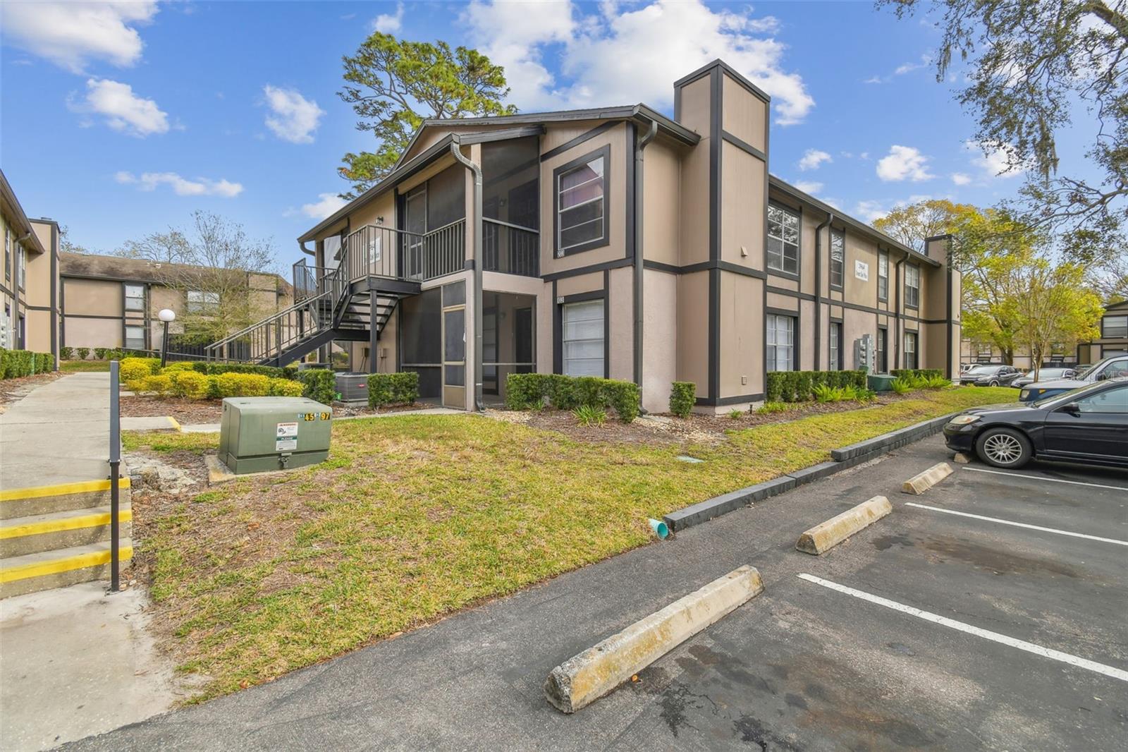 3964 DREAM OAK PL #201