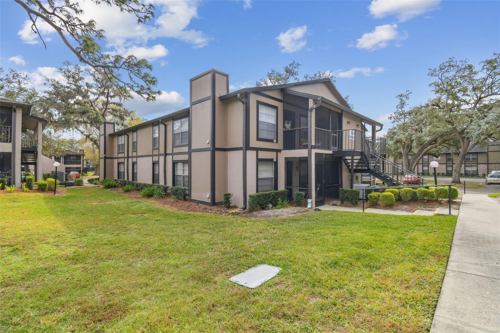 3964 DREAM OAK PL #201