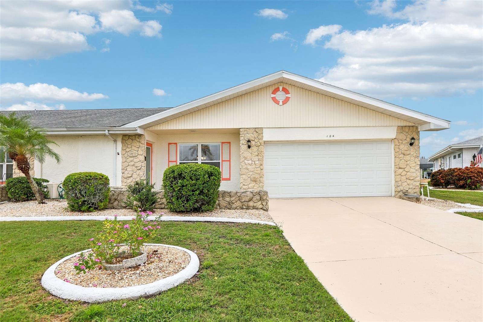 104 CACTUSFLOWER LN