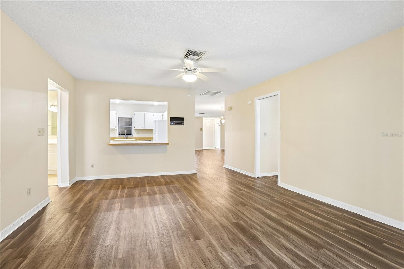 104 CACTUSFLOWER LN