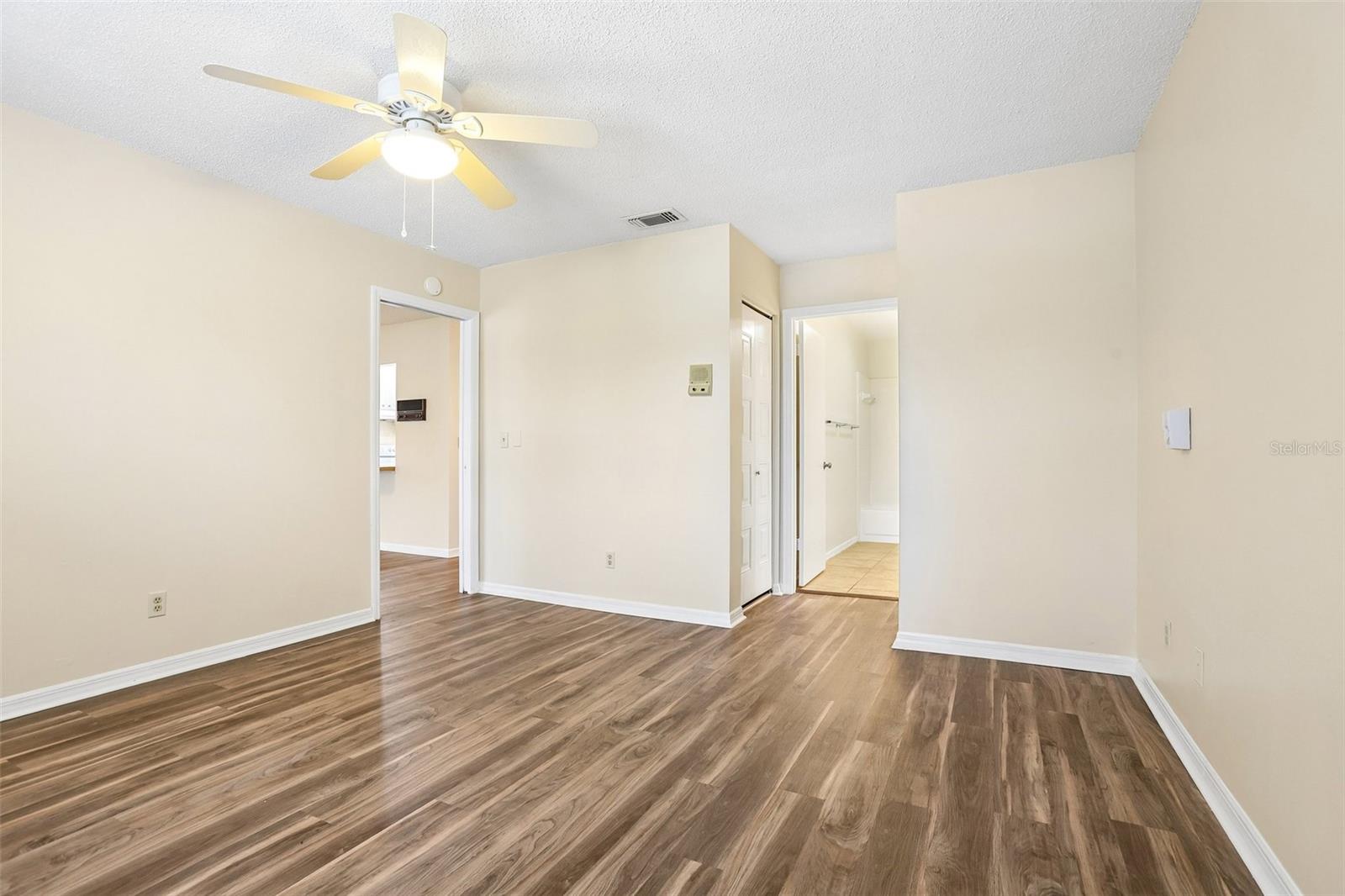 104 CACTUSFLOWER LN
