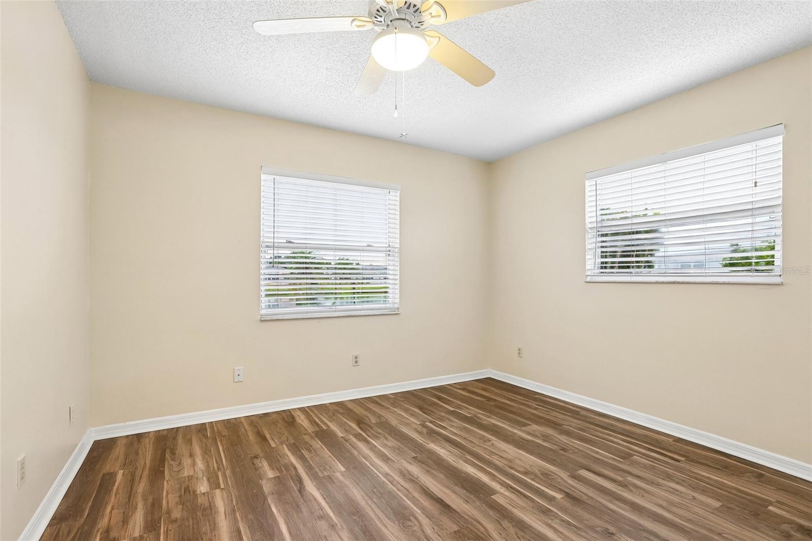 104 CACTUSFLOWER LN