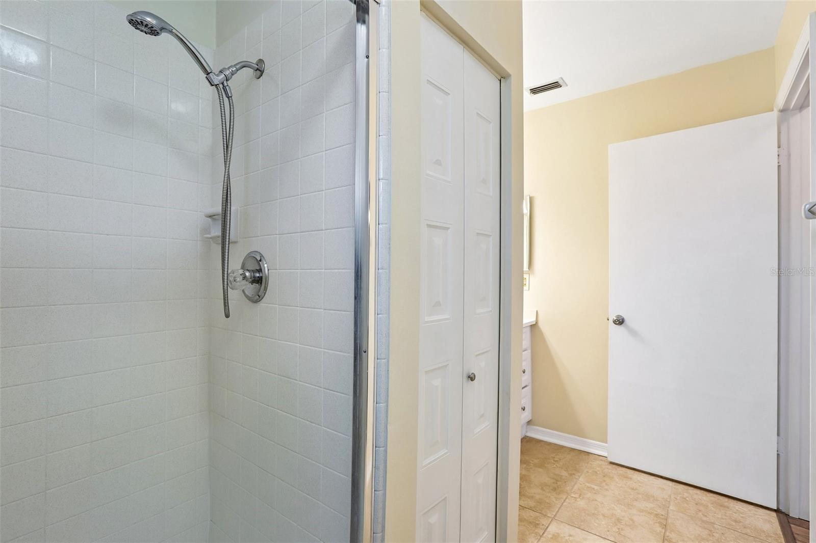 104 CACTUSFLOWER LN