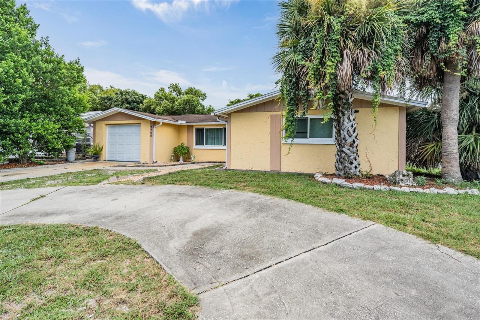 7700 Birchwood Dr, Port Richey