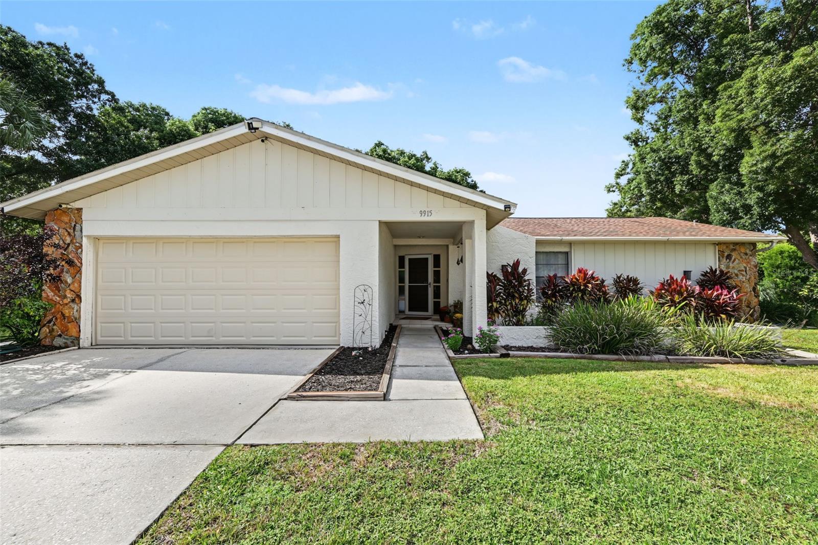 9915 WHITWORTH CT