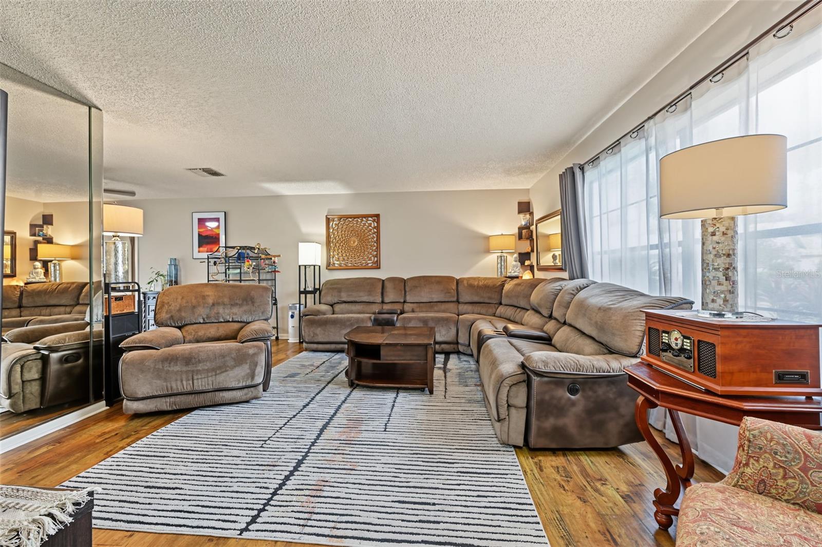 9915 WHITWORTH CT