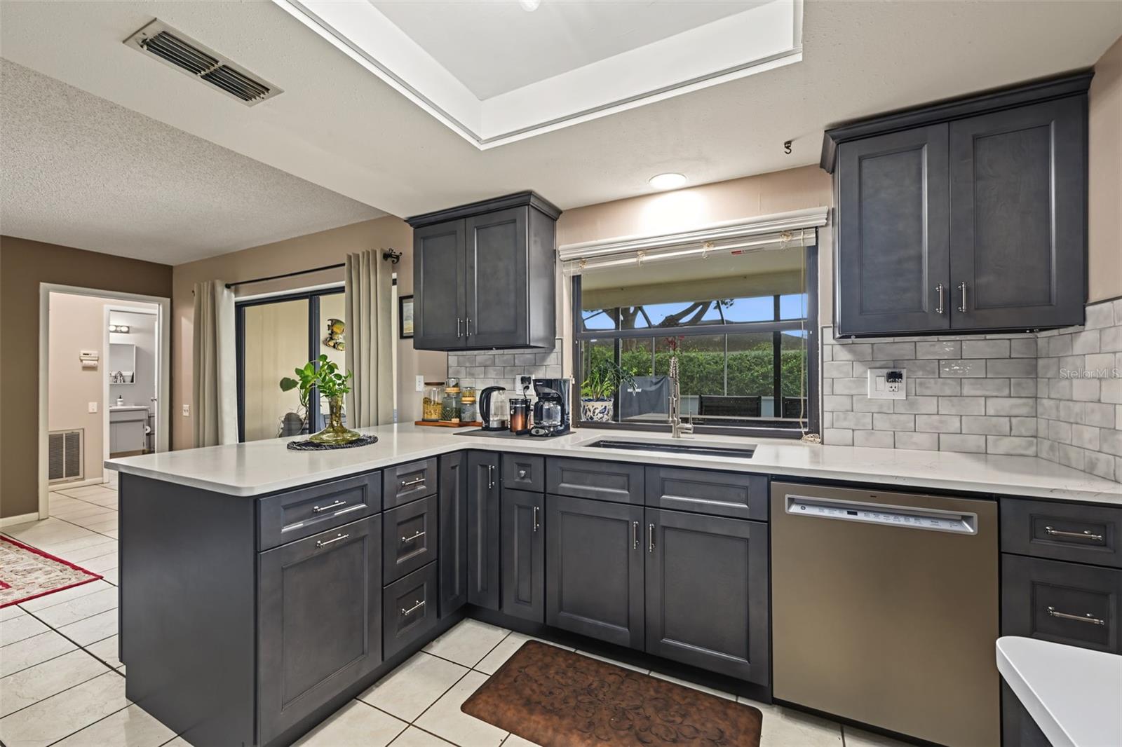 9915 WHITWORTH CT