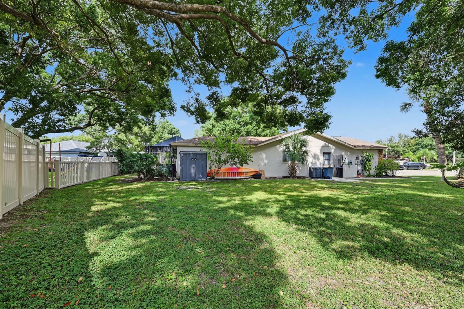 9915 WHITWORTH CT