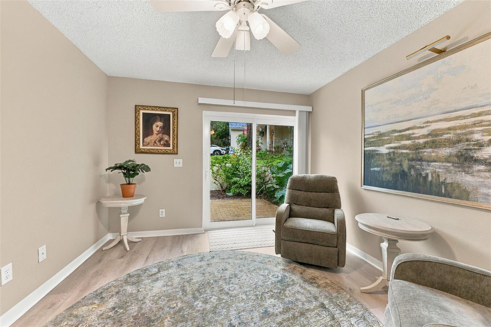 609 CAPE COD CIR