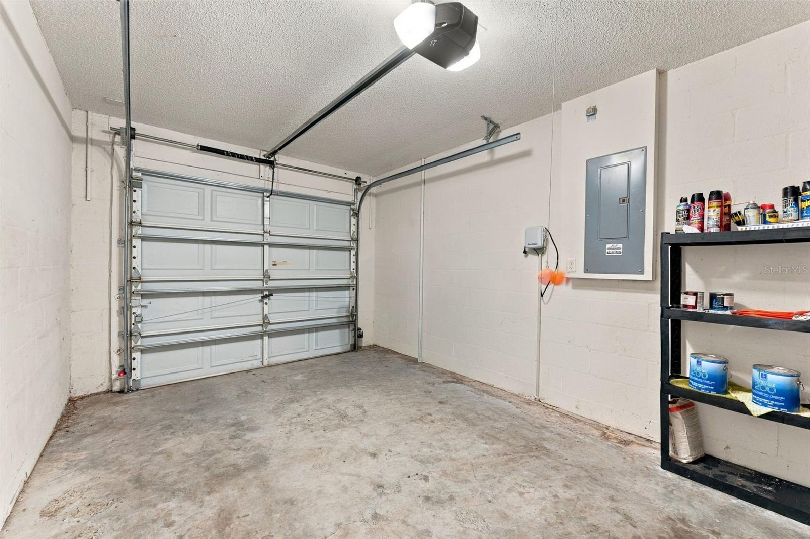 609 CAPE COD CIR